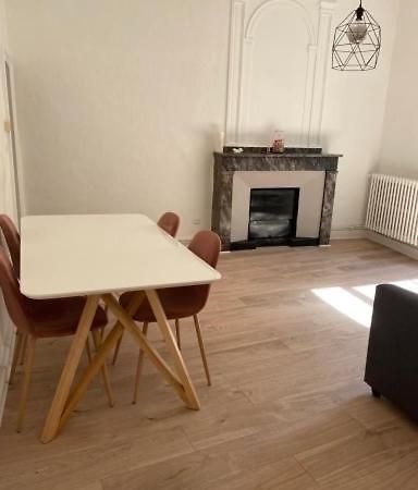 Appartement De Charme Au Coeur Du Centre Ville . Millau Buitenkant foto